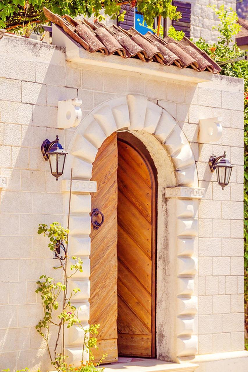 Villa Donkovic โกตอร์ ภายนอก รูปภาพ